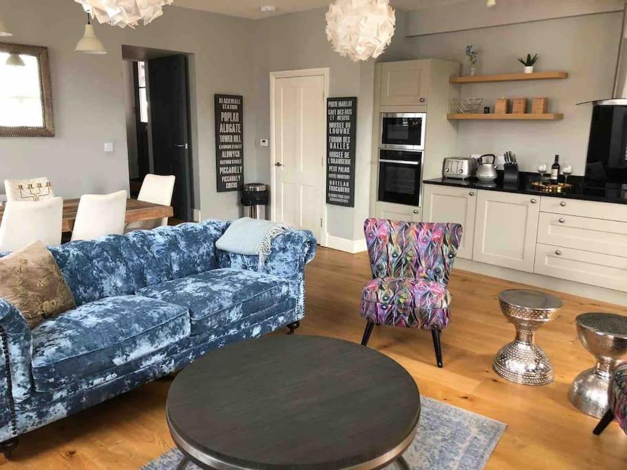 Luxurious 2 Bedroom Apartment In Central Berwick Екстер'єр фото