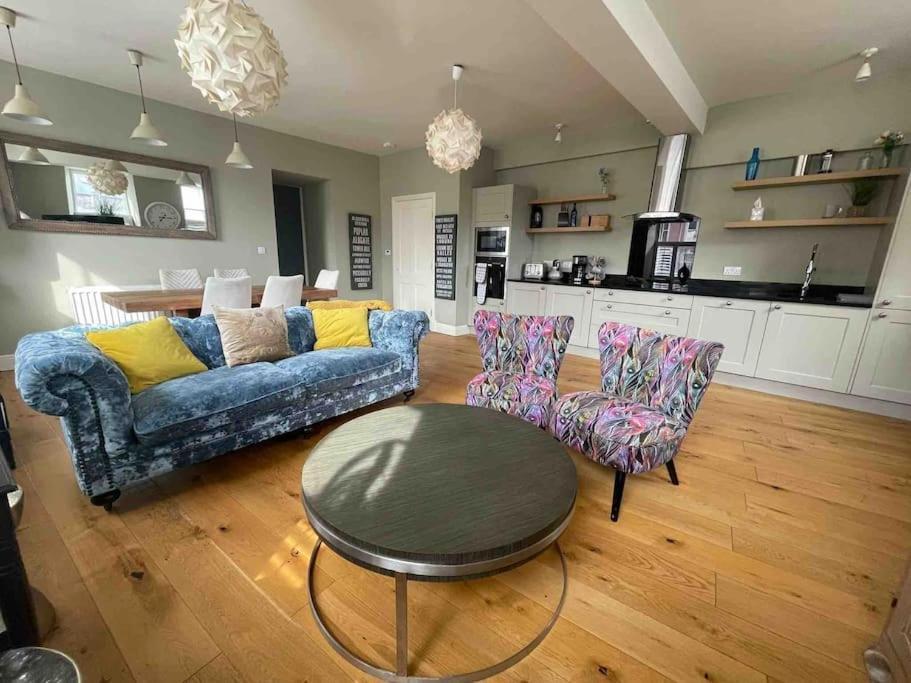 Luxurious 2 Bedroom Apartment In Central Berwick Екстер'єр фото